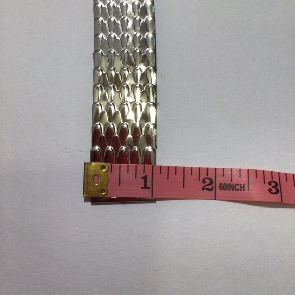 Vintage Silver Tone Fish Scale Stretchy Belt - Picture 9 of 10